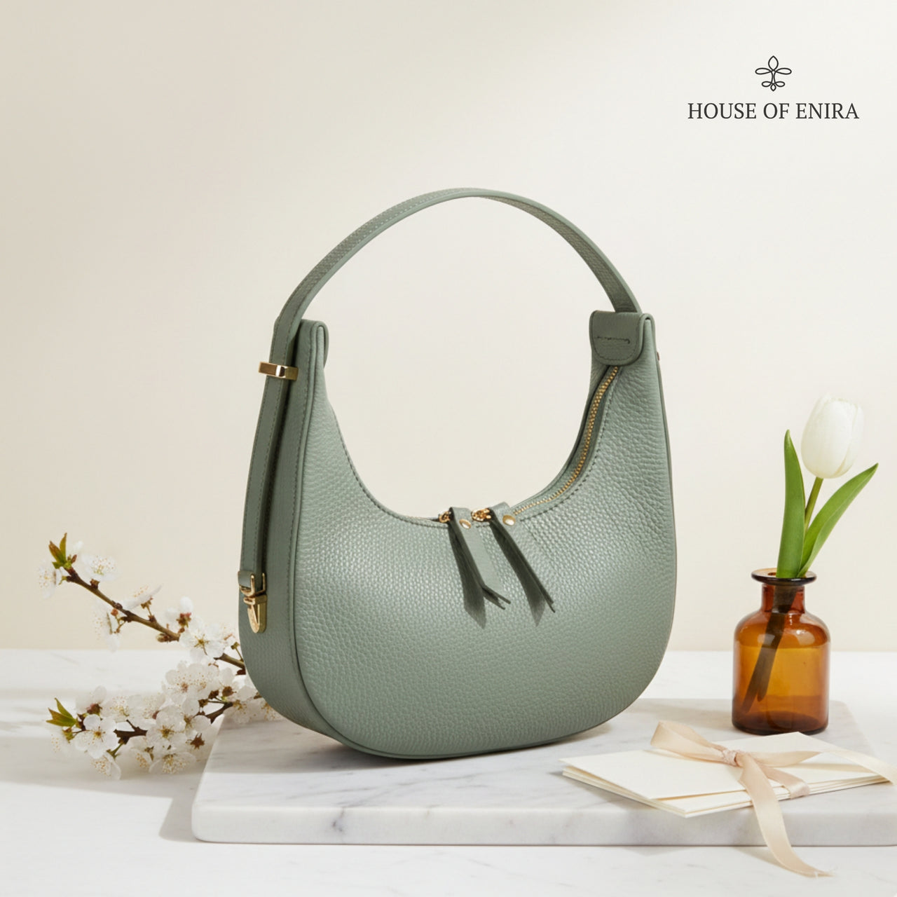 Aliel half-moon bag cream