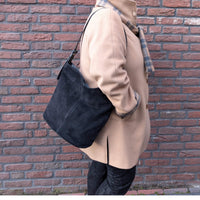 Aiga shoulder bag black