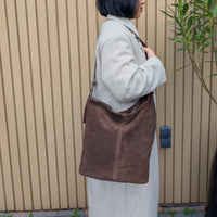 Aiga shoulder bag chocolate