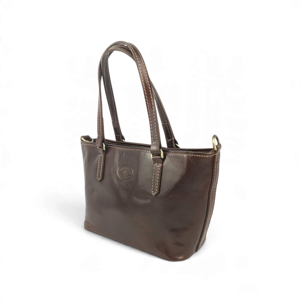 Handtasche aus dunkelbraunem Leder, Vorderansicht von rechts (2), House of Enira Isual
