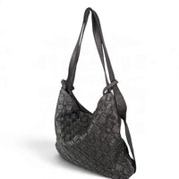 Umhängetasche aus geflochtenem Leder in Schwarz, Vorderansicht (2), House of Enira Licea