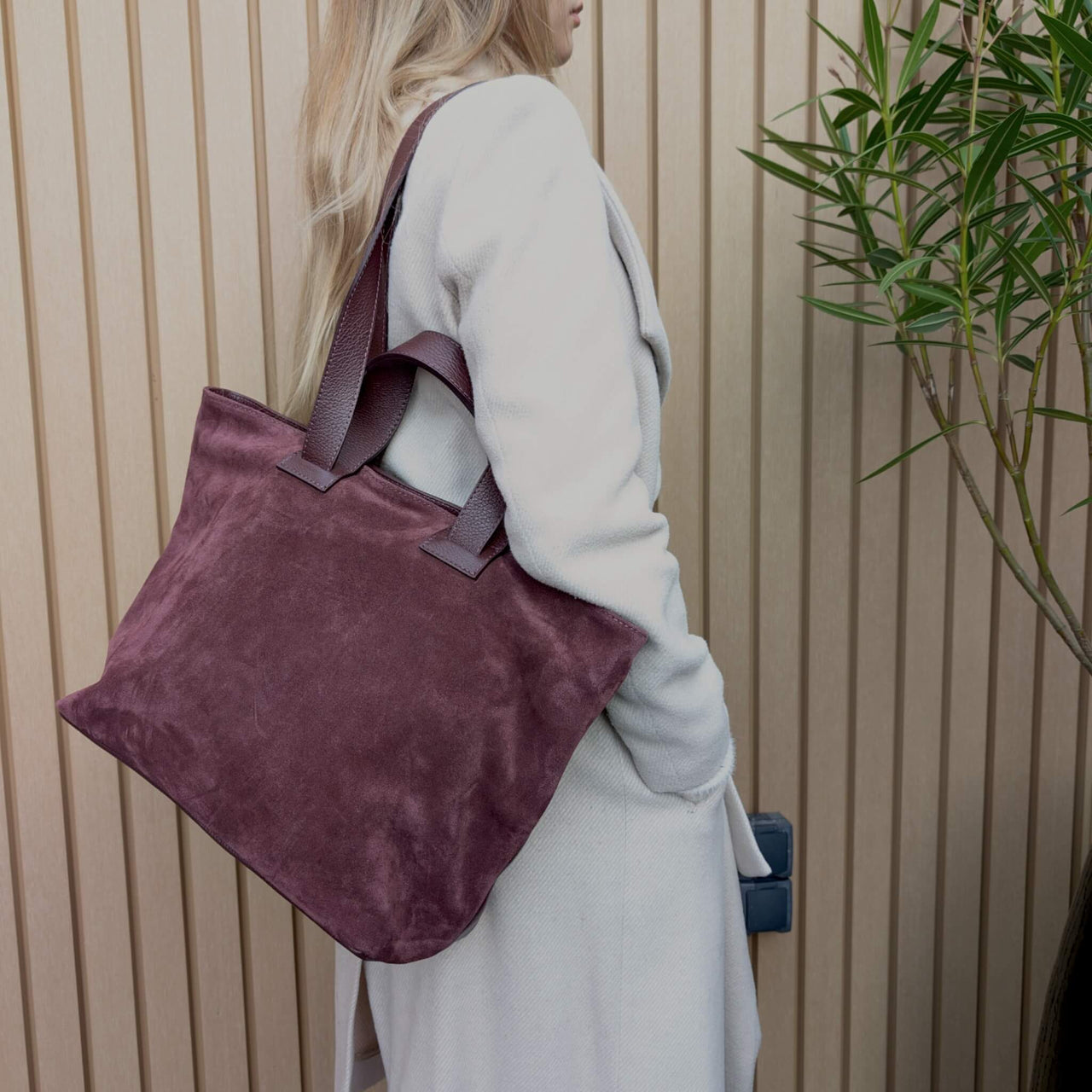 Liforela suede shopper