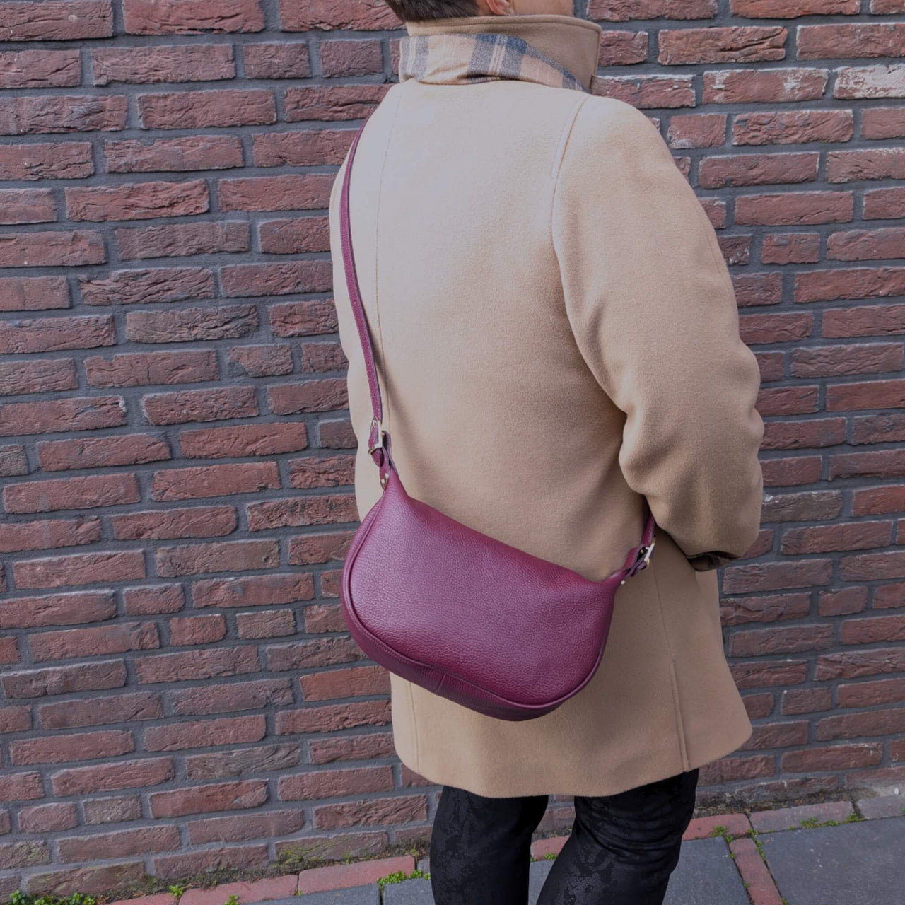 Lodesi crossbody bag