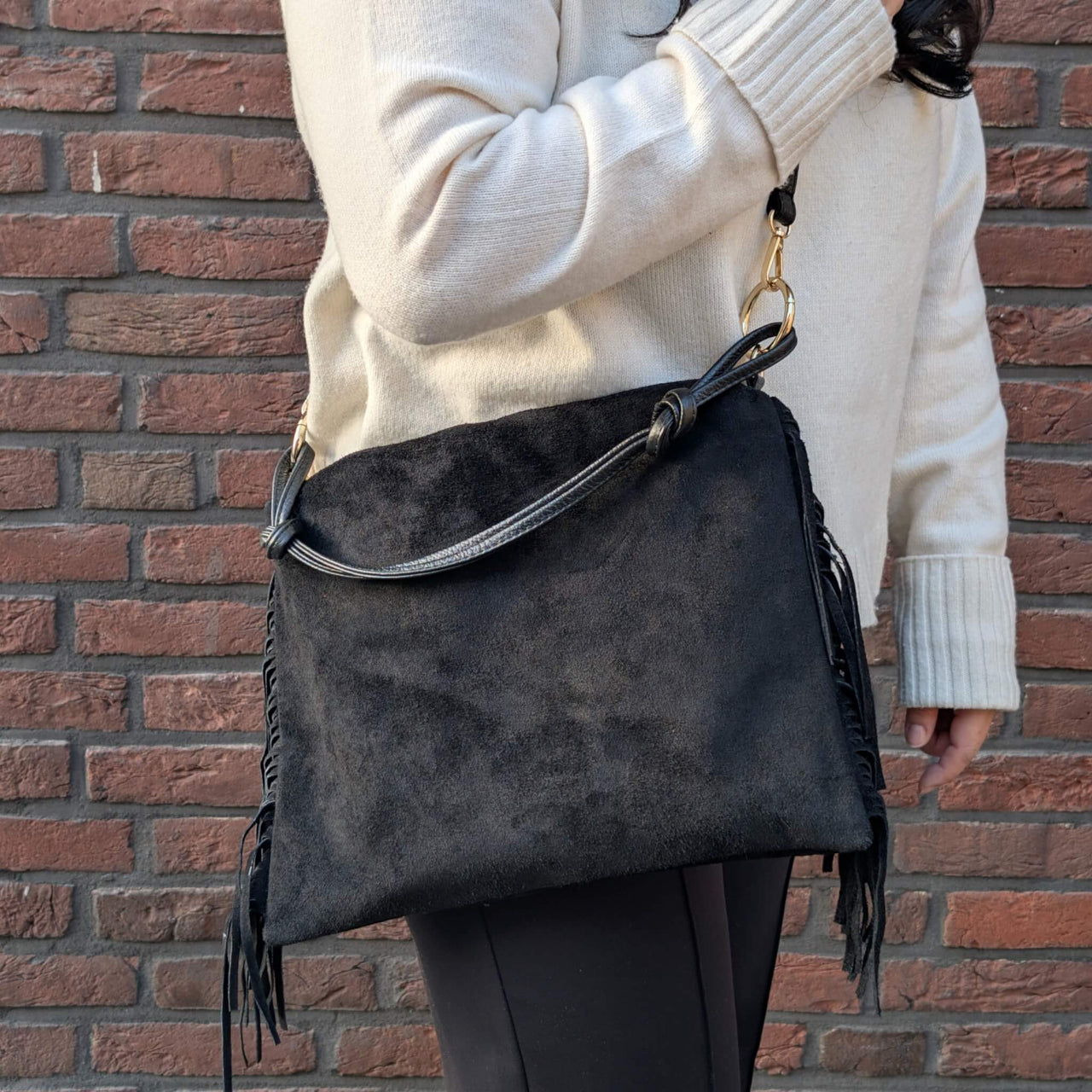 Milea L suede shoulder bag burgundy