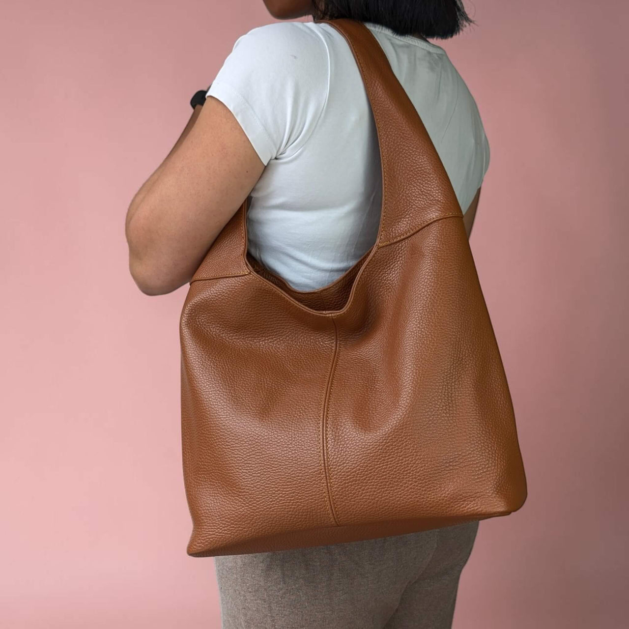Oleas hobo L camel