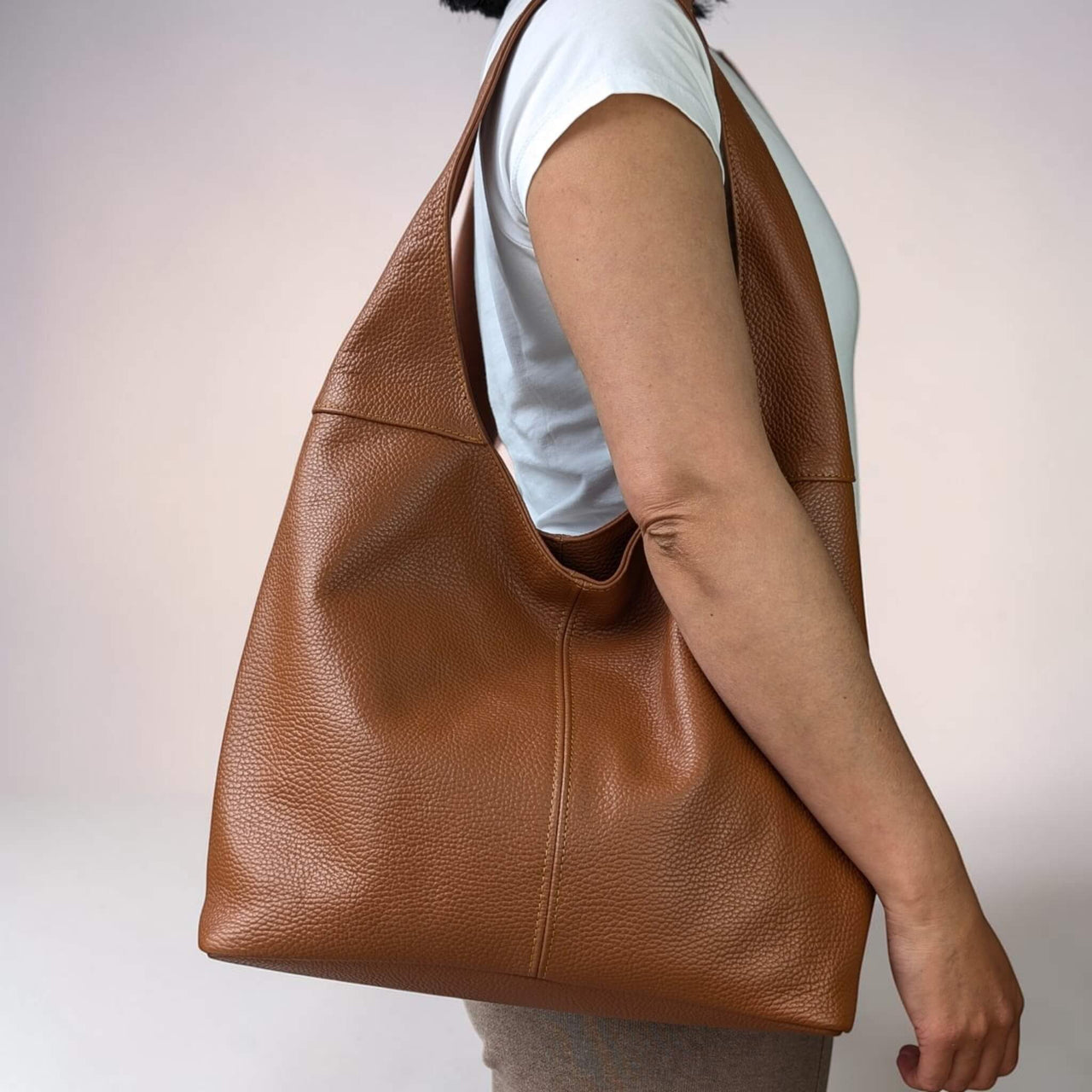 Oleas hobo L camel