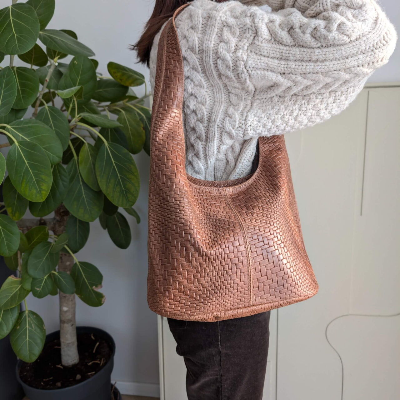 Oleas shoulder bag S marron dark