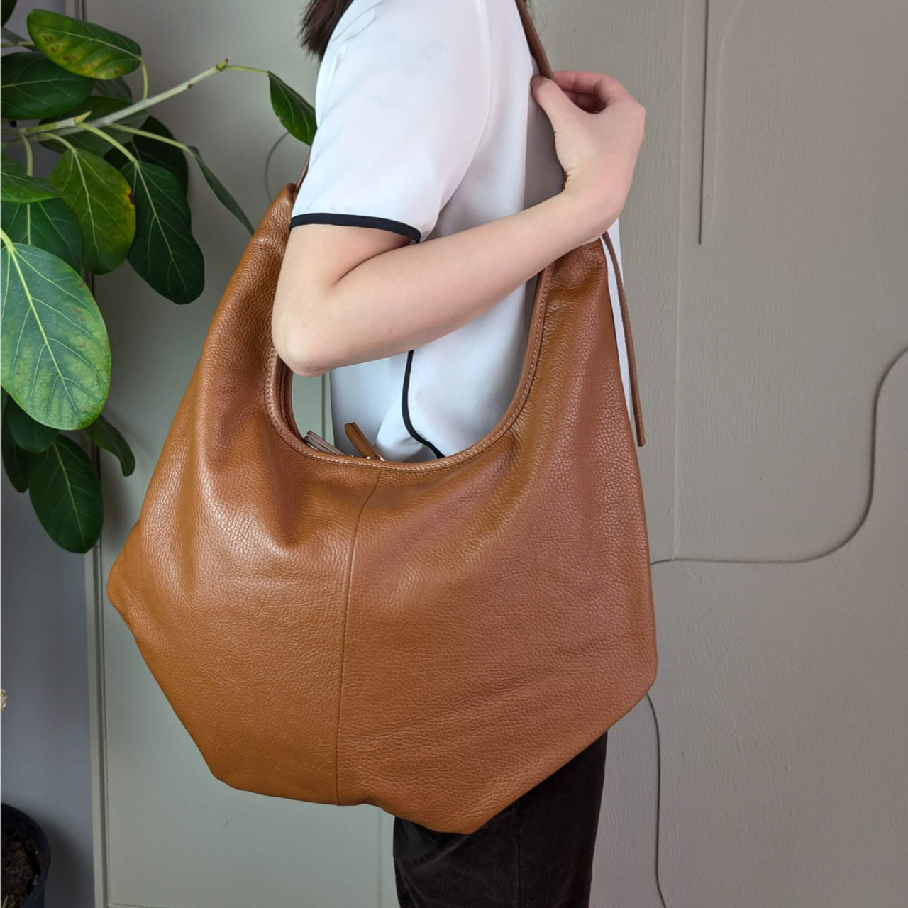 Ruala shoulder bag black