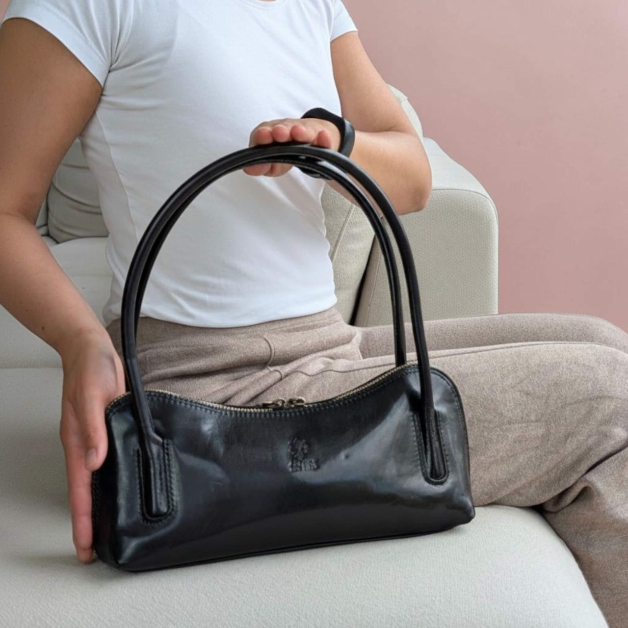 Viali baguette bag red
